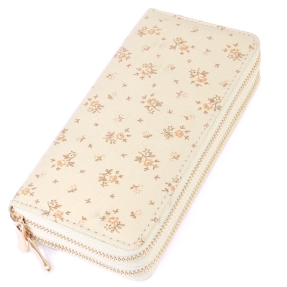 60. MYSTERY Super Cute Spring & Summer Floral Wallet / Wristlet - Picture 15 of 16